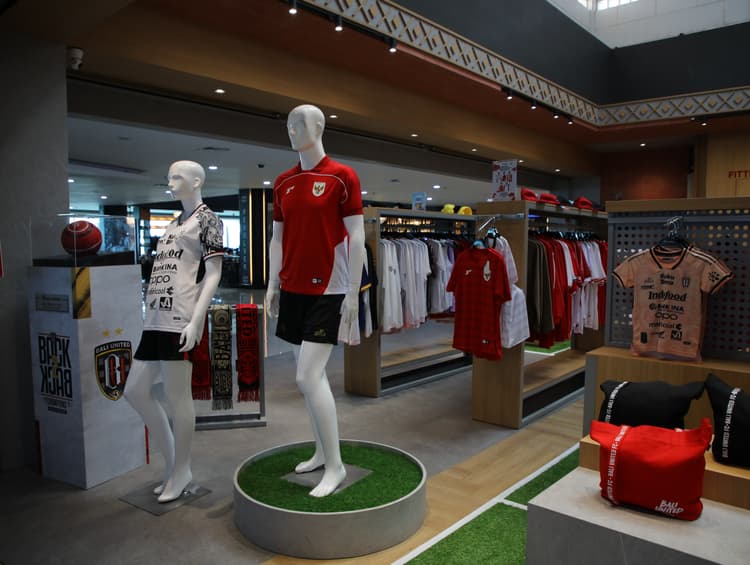 Bali United Store - Terminal Domestik